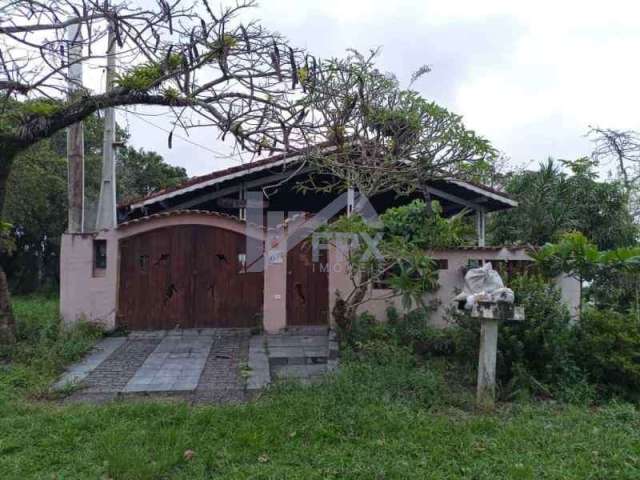 Casa para Venda em Itanhaém, Jardim Jamaica, 3 dormitórios, 2 suítes, 1 banheiro, 2 vagas