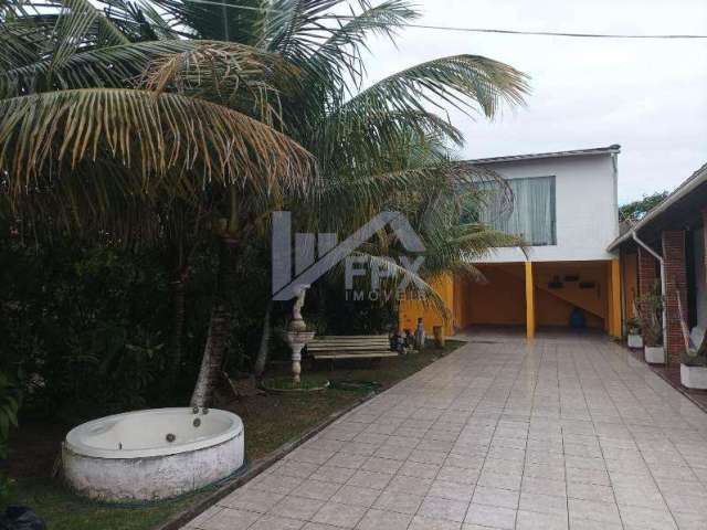 Casa para Venda em Itanhaém, Bopiranga, 5 dormitórios, 3 suítes, 2 banheiros, 10 vagas