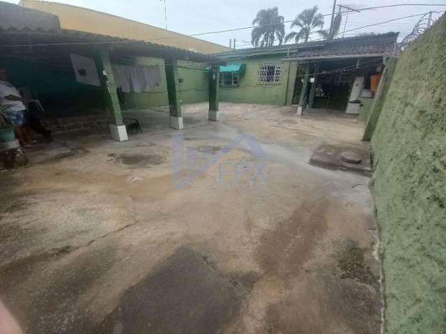 Casa para Venda em Itanhaém, Jardim Corumbá, 3 dormitórios, 2 banheiros, 6 vagas