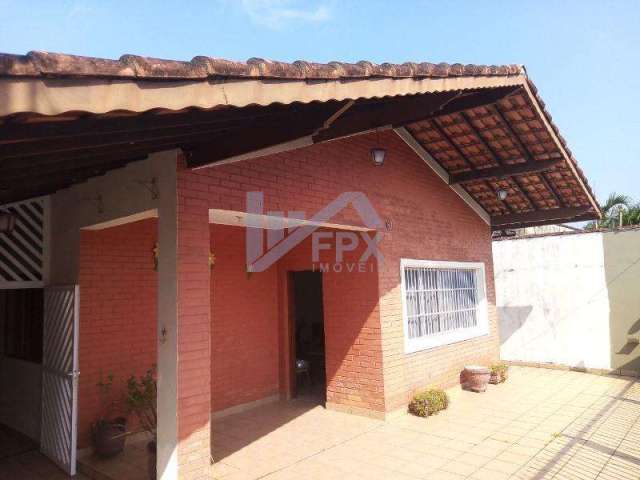 Casa para Venda em Itanhaém, Loty, 3 dormitórios, 1 suíte, 1 banheiro, 3 vagas