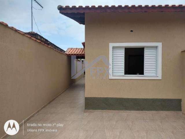 Casa para Venda em Itanhaém, Jardim Magalhães, 2 dormitórios, 1 suíte, 1 banheiro, 2 vagas