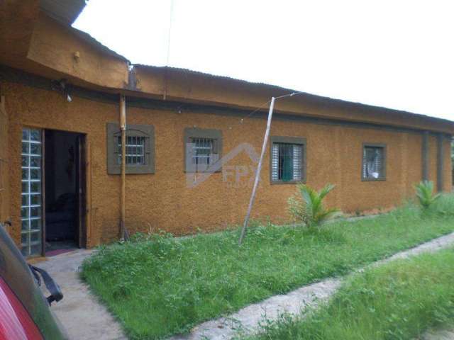 Casa para Venda em Itanhaém, Nova Itanhaém, 3 dormitórios, 2 banheiros, 5 vagas