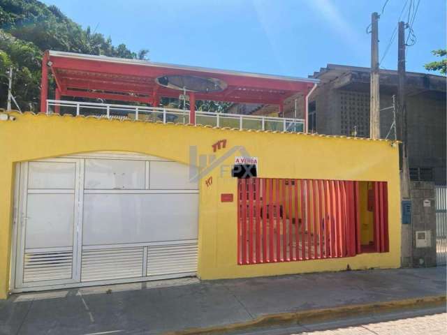 Casa para Venda em Itanhaém, Praia dos Sonhos, 6 dormitórios, 1 suíte, 3 banheiros, 3 vagas