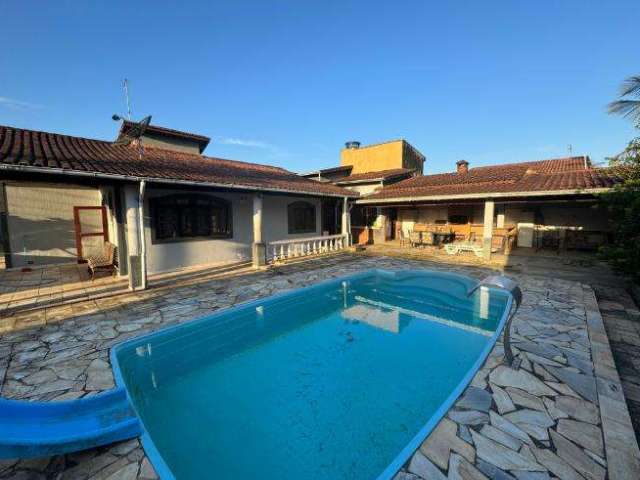 Casa para Venda em Itanhaém, Vila Verde Mar, 4 dormitórios, 2 suítes, 2 banheiros, 10 vagas