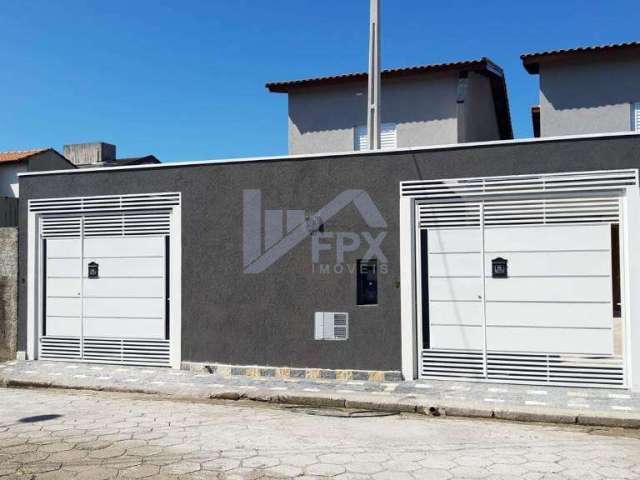 Casa para Venda em Itanhaém, Suarão, 4 dormitórios, 2 suítes, 2 banheiros, 2 vagas