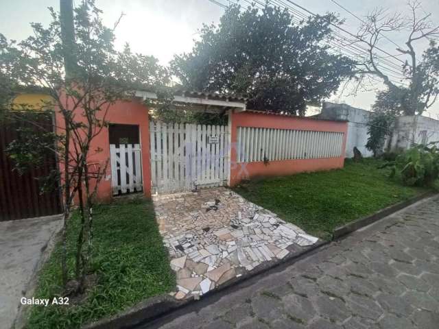 Casa para Venda em Itanhaém, Balneário Iemanjá, 2 dormitórios, 2 banheiros, 6 vagas