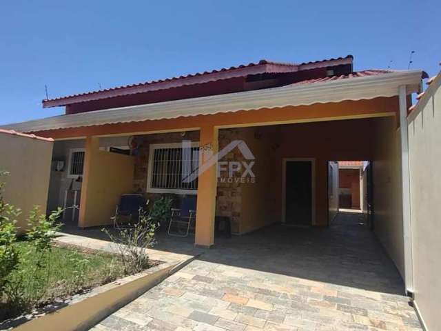 Casa para Venda em Peruíbe, Jardim Casa Blanca, 4 dormitórios, 3 banheiros, 2 vagas