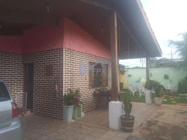 Casa para Venda em Itanhaém, Belas Artes, 4 dormitórios, 3 banheiros, 2 vagas