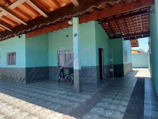 Casa para Venda em Itanhaém, Jardim Lindomar, 3 dormitórios, 1 suíte, 4 banheiros, 3 vagas