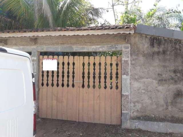 Casa para Venda em Itanhaém, Jardim Oásis, 3 dormitórios, 2 banheiros, 3 vagas