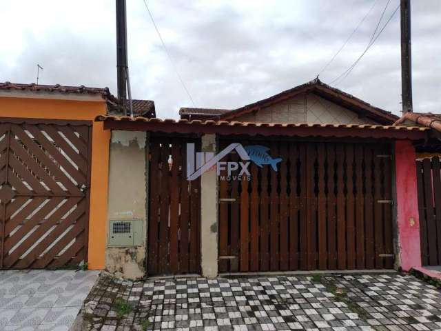 Casa para Venda em Mongaguá, Balneário Regina Maria, 3 dormitórios, 3 banheiros, 1 vaga