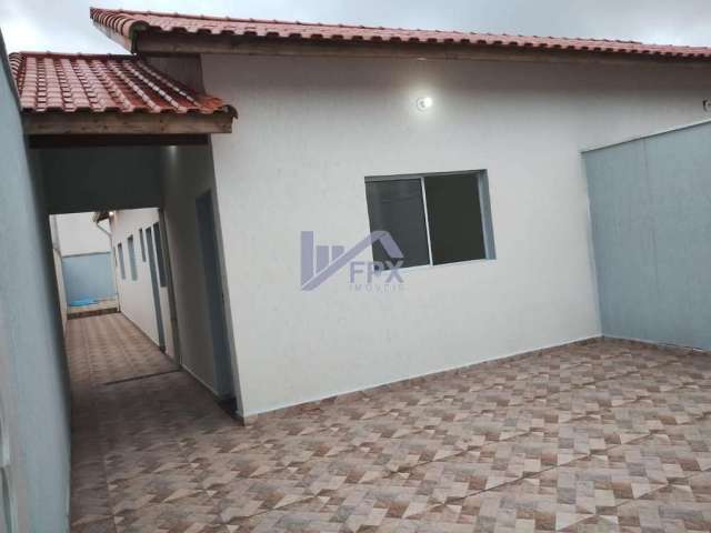 Casa para Venda em Itanhaém, JARDIM SUARÃO, 2 dormitórios, 1 suíte, 1 banheiro, 2 vagas