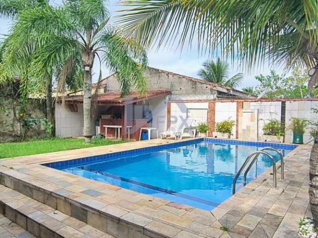 Casa para Venda em Itanhaém, Jardim Lindomar, 3 dormitórios, 2 suítes, 1 banheiro, 5 vagas