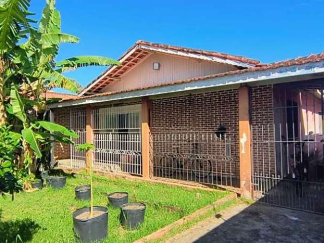 Casa para Venda em Itanhaém, Jardim Regina, 4 dormitórios, 3 banheiros, 2 vagas