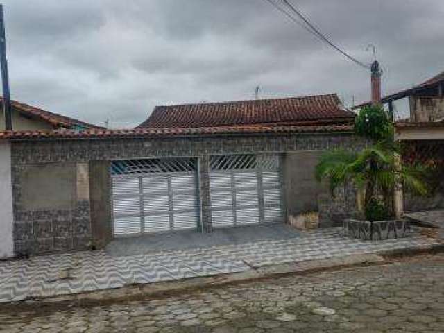 Casa para Venda em Mongaguá, Agenor de Campos, 3 dormitórios, 1 suíte, 3 banheiros, 2 vagas