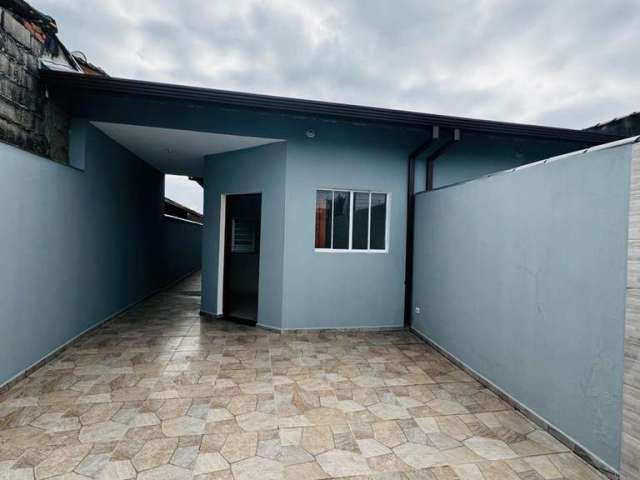 Casa para Venda em Itanhaém, Savoy 2, 2 dormitórios, 1 suíte, 1 banheiro, 2 vagas