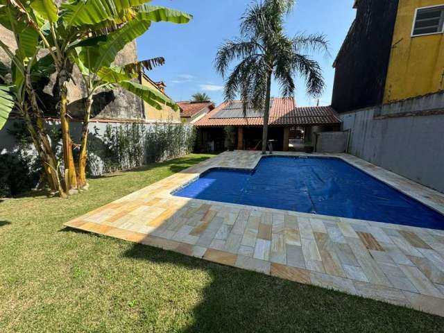 Casa para Venda em Itanhaém, Jardim Jamaica, 2 dormitórios, 1 suíte, 1 banheiro, 3 vagas