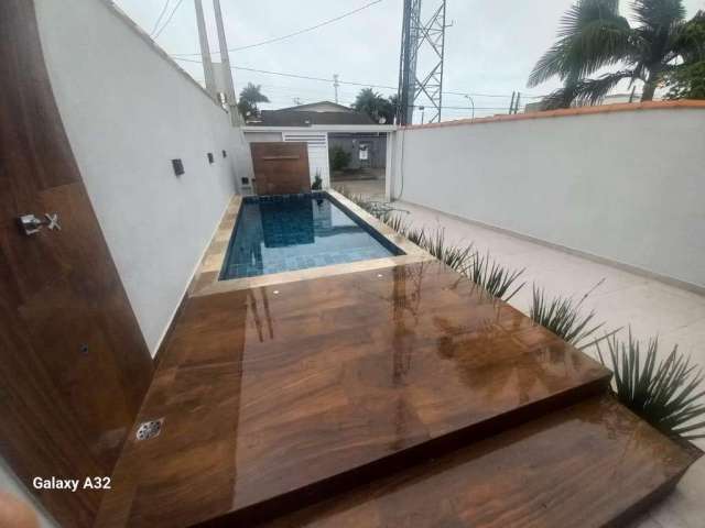 Casa para Venda em Itanhaém, Belas Artes, 2 dormitórios, 1 suíte, 1 banheiro, 3 vagas