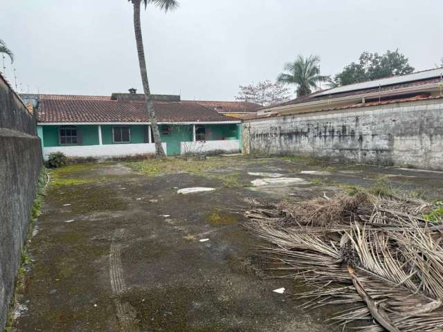 Casa para Venda em Peruíbe, Jardim Mar e Sol, 2 dormitórios, 1 suíte, 1 banheiro, 10 vagas