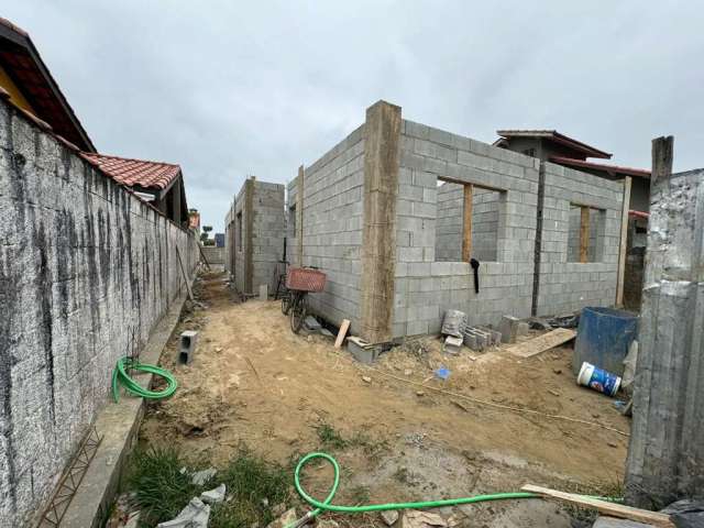 Casa para Venda em Itanhaém, Jardim Grandesp, 2 dormitórios, 1 suíte, 2 banheiros, 3 vagas