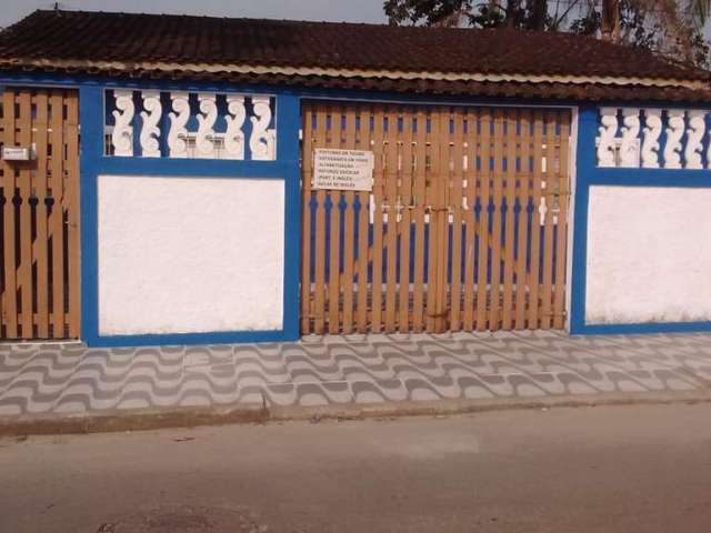 Casa para Venda em Mongaguá, Jardim Oceaniopolis, 2 dormitórios, 1 banheiro, 2 vagas