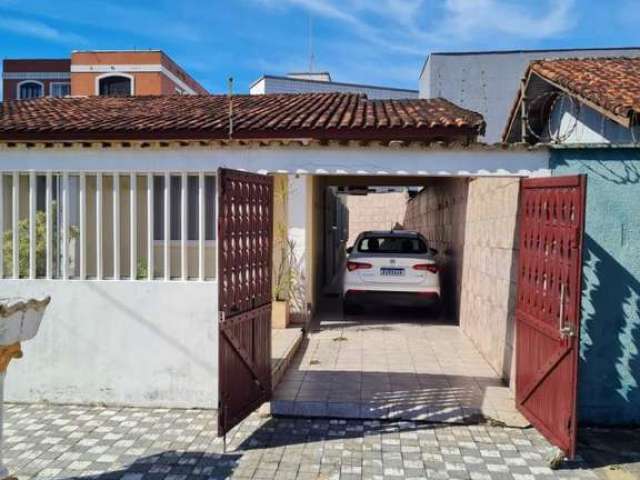 Casa para Venda em Mongaguá, Jardim Praia Grande, 4 dormitórios, 4 suítes, 1 banheiro, 5 vagas