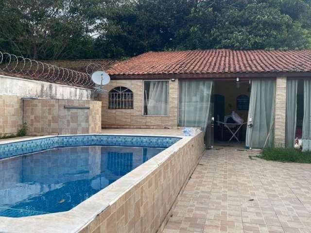 Casa para Venda em Itanhaém, Jardim Regina, 2 dormitórios, 1 suíte, 1 banheiro, 2 vagas