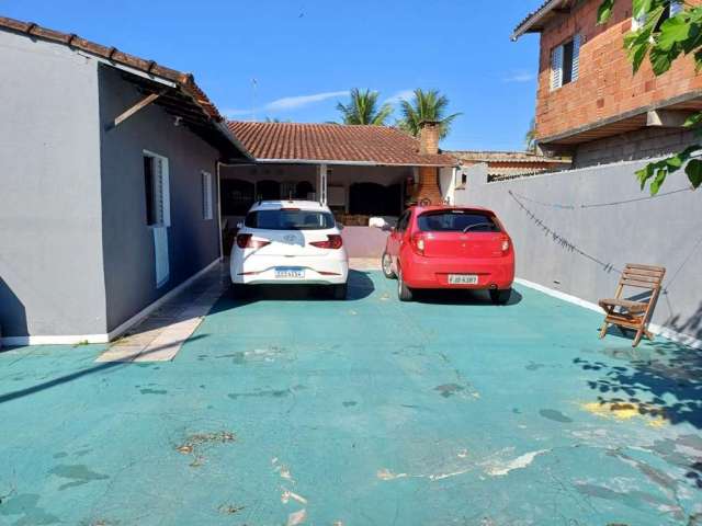 Casa para Venda em Itanhaém, Bopiranga, 4 dormitórios, 2 banheiros, 2 vagas