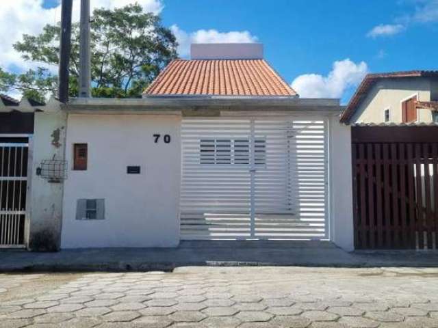 Casa para Venda em Itanhaém, Jardim Corumbá, 2 dormitórios, 1 suíte, 2 banheiros, 3 vagas