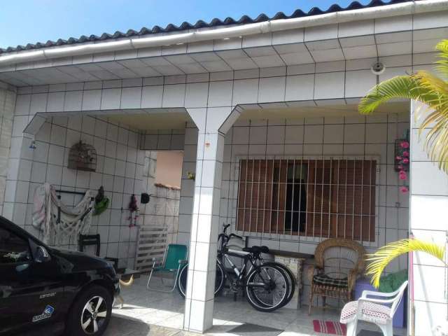 Casa para Venda em Itanhaém, Belas Artes, 3 dormitórios, 1 suíte, 1 banheiro, 3 vagas