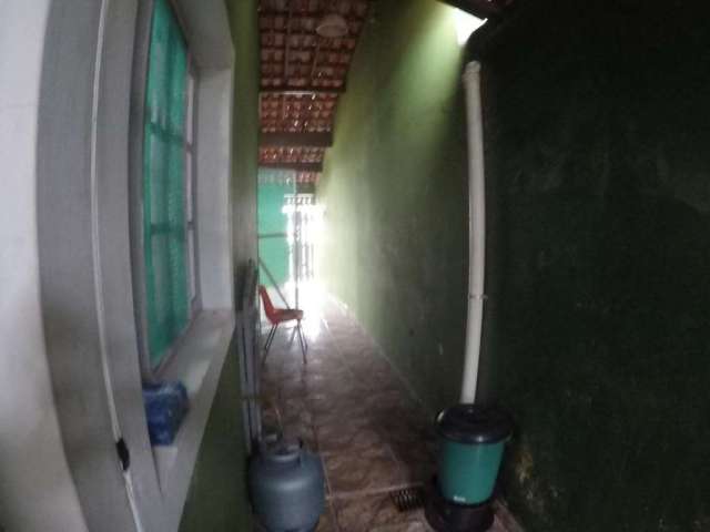 Casa para Venda em Itanhaém, Corumbá, 2 dormitórios, 1 banheiro, 2 vagas