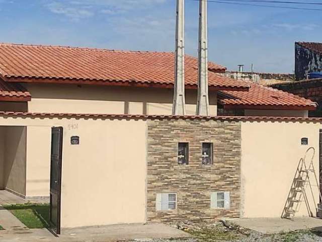 Casa para Venda em Itanhaém, Luiza Mar Mirim, 2 dormitórios, 1 suíte, 1 banheiro, 2 vagas