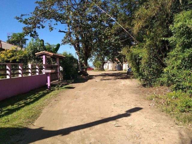 Casa para Venda em Peruíbe, Maria Helena Novaes, 1 banheiro, 5 vagas