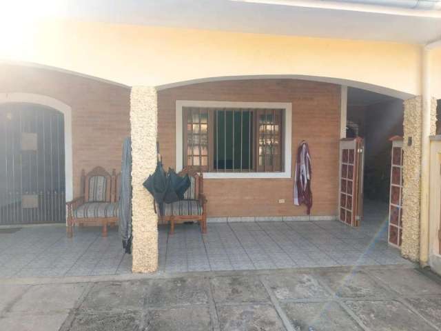 Casa para Venda em Itanhaém, Praia Do Sonho, 5 dormitórios, 1 suíte, 4 banheiros, 4 vagas