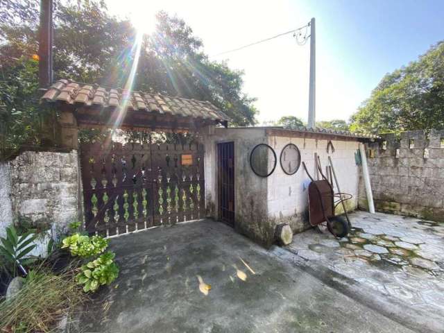 Casa para Venda em Itanhaém, Jamaica, 2 dormitórios, 1 banheiro, 2 vagas