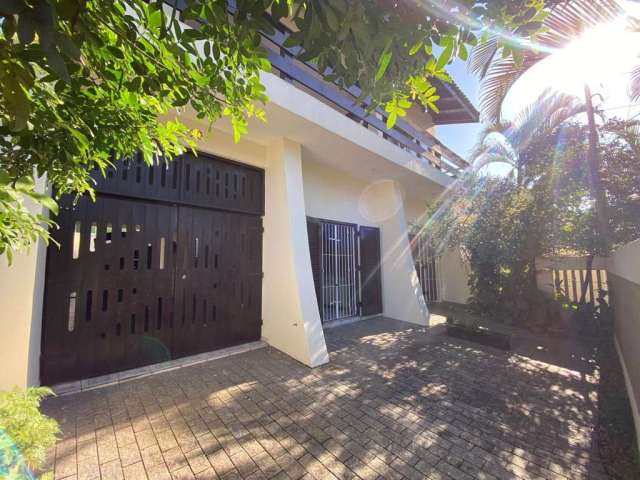 Casa para Venda em Itanhaém, Cibratel 1, 4 dormitórios, 4 suítes, 1 banheiro, 3 vagas