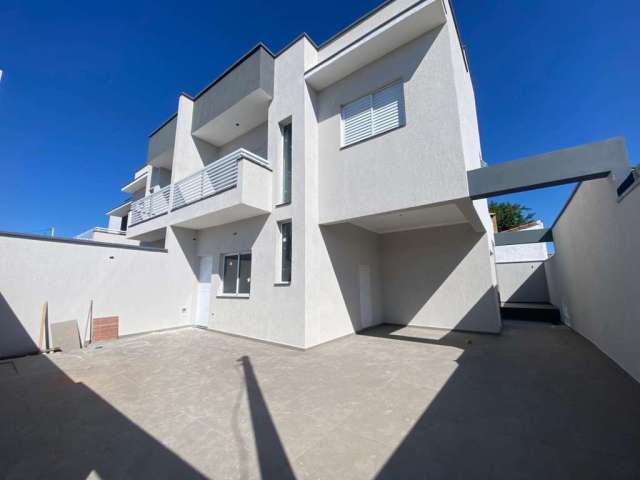 Casa para Venda em Itanhaém, Jardim Lindomar, 3 dormitórios, 1 suíte, 1 banheiro, 2 vagas