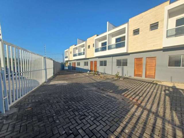 Casa para Venda em Mongaguá, Itaóca, 2 dormitórios, 2 suítes, 1 banheiro, 1 vaga