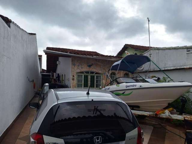 Casa para Venda em Mongaguá, Florida Mirim, 2 dormitórios, 1 suíte, 2 banheiros, 6 vagas