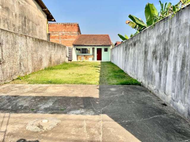 Casa para Venda em Itanhaém, Umuarama, 1 dormitório, 1 banheiro, 5 vagas