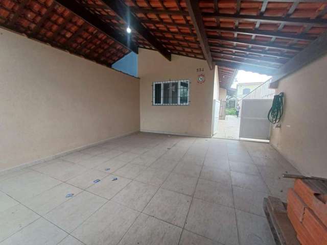 Casa para Venda em Itanhaém, Belas Artes, 2 dormitórios, 1 suíte, 1 banheiro, 2 vagas