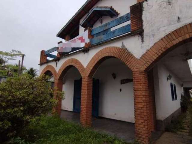 Casa para Venda em Itanhaém, Centro, 3 dormitórios, 3 suítes, 1 banheiro, 16 vagas