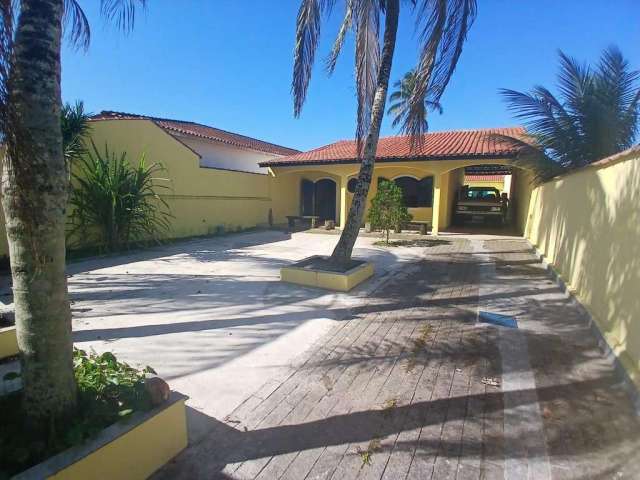 Casa para Venda em Itanhaém, Santa Julia, 2 dormitórios, 1 suíte, 1 banheiro, 5 vagas