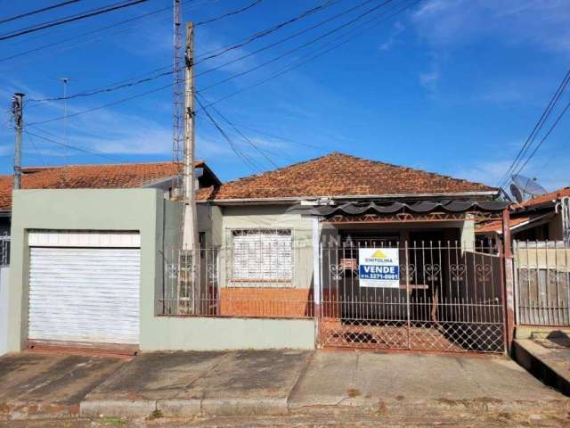 Casa com 3 dormitórios à venda, 184 m² por R$ 240.000,00 - Vila Nova - Itapetininga/SP