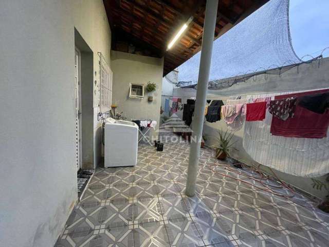 Sobrado com 3 dormitórios à venda, 134 m² por R$ 780.000,00 - Centro - Itapetininga/SP
