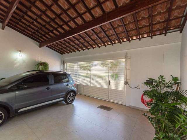 Casa com 2 dormitórios à venda, 151 m² por R$ 500.000,00 - Bosque dos Pinheiros - Itapetininga/SP