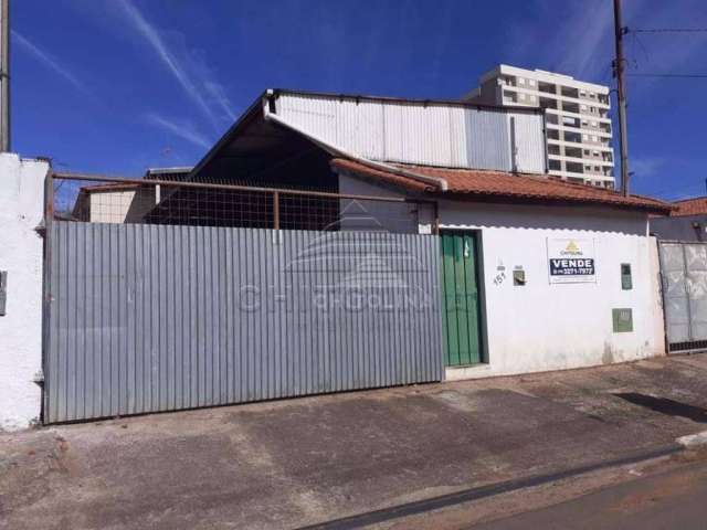 Barracão à venda, 250 m² por R$ 380.000,00 - Vila Nova Itapetininga - Itapetininga/SP