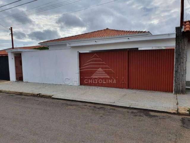 Casa com 3 dormitórios à venda, 225 m² por R$ 750.000,00 - Vila Oliveira - Itapetininga/SP