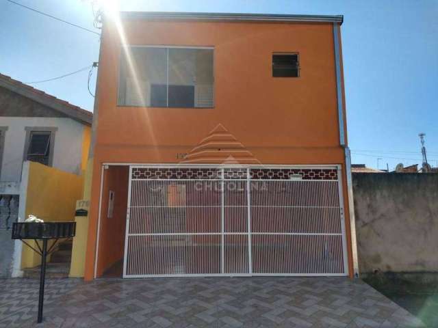 Sobrado com 3 dormitórios à venda, 126 m² por R$ 270.000,00 - Vila Santa Isabel - Itapetininga/SP