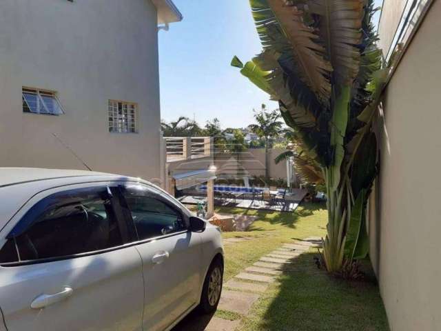 Casa com 3 dormitórios à venda, 292 m² por R$ 1.100.000,00 - Vila Barth - Itapetininga/SP